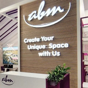 Hasło targowe ABM "Create Your Unique Space with Us".